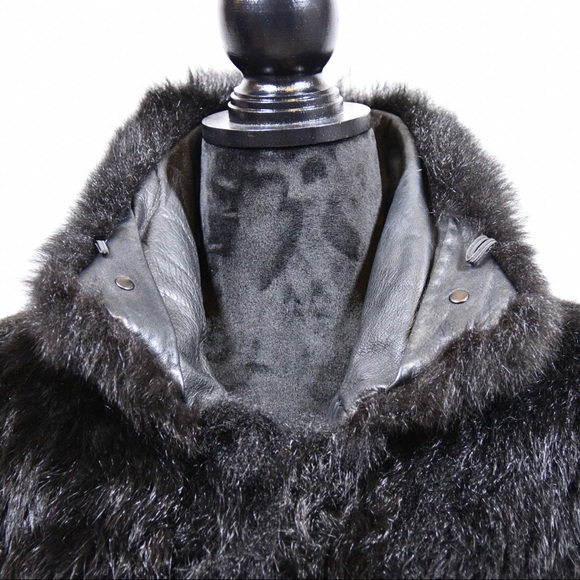 Andrew Marc Black Real Fur Leather Vest Sz Small - Picture 2 of 8